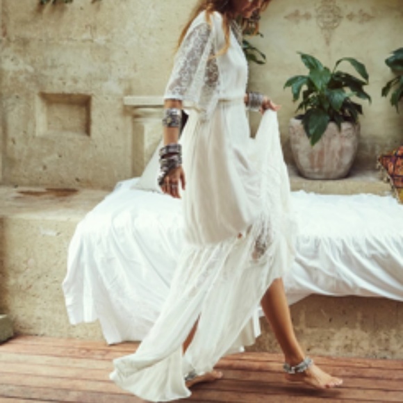 Bohemian White Floral Lace Maxi Dress Cover up - Picture 2 of 7